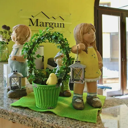 Apartment Residenza Chesa Margun 15-1 By Interhome * Surlej