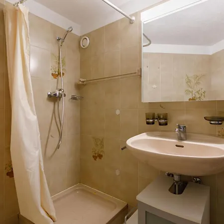 Apartment Apartment Residenza Chesa Margun 15-1 By Interhome *